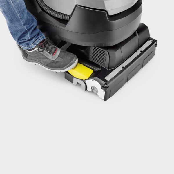 Lavadora e Secadora de Piso Karcher BR 45/22 C - Image 10